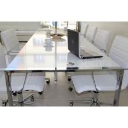 Big Apple Meeting Table