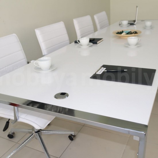 Big Apple Meeting Table